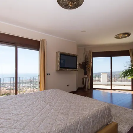 Veronika Stunning 3 Bedrom Private Heated Pool Willa *