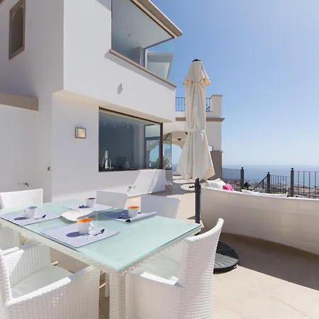 Veronika Stunning 3 Bedrom Private Heated Pool Willa *