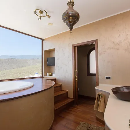 Veronika Stunning 3 Bedrom Private Heated Pool * アデヘ